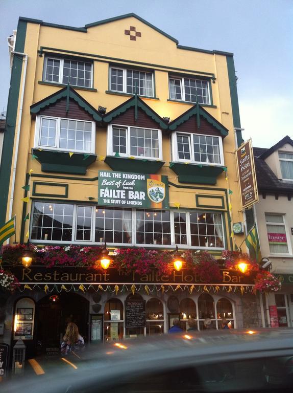 Failte Hotel Киларни Екстериор снимка